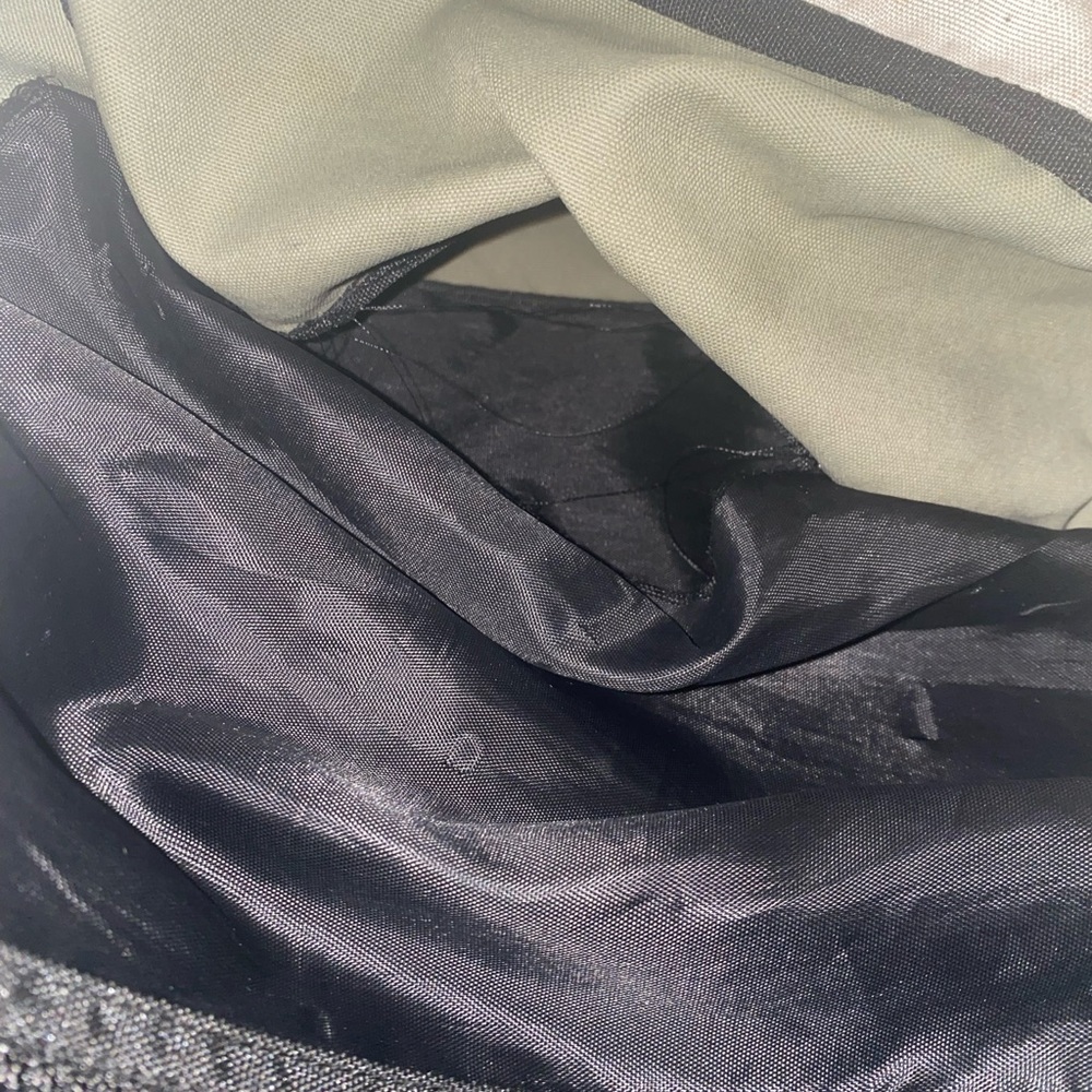 Pink Vs Backpack - image 5